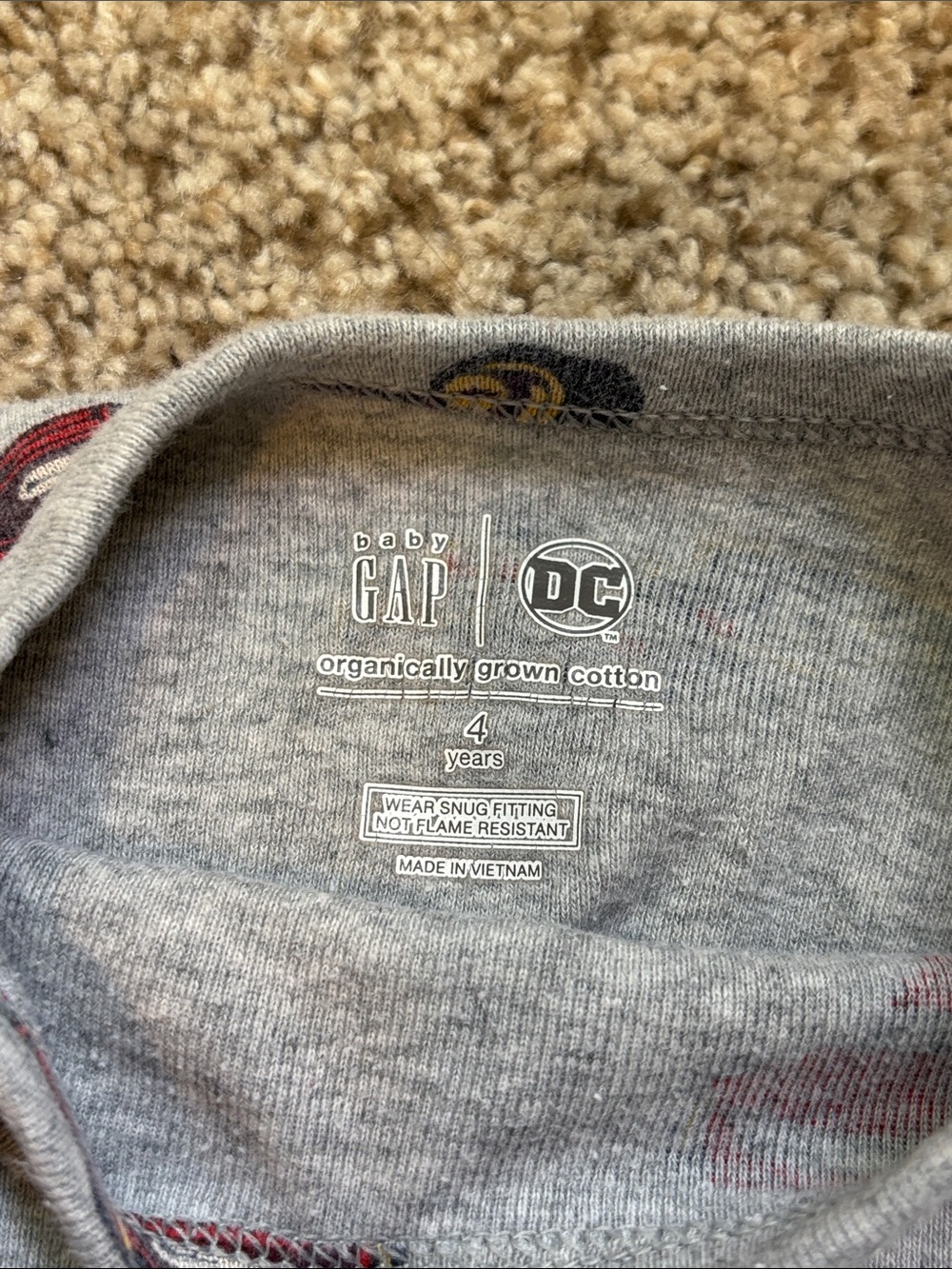 Baby Gap DC Vehicles Gray 100% Organic Cotton Pajama Set Size 4 | Batman | - Picture 3 of 5